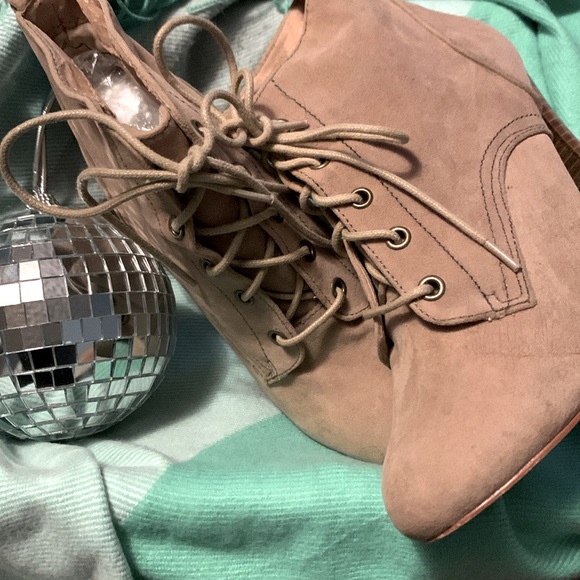 Costa Blanca Brown Lace Up Ankle Boots - Picture 2 of 2